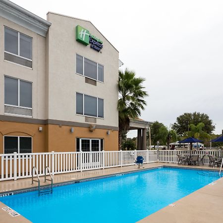 Holiday Inn Express & Suites Tavares By Ihg Extérieur photo