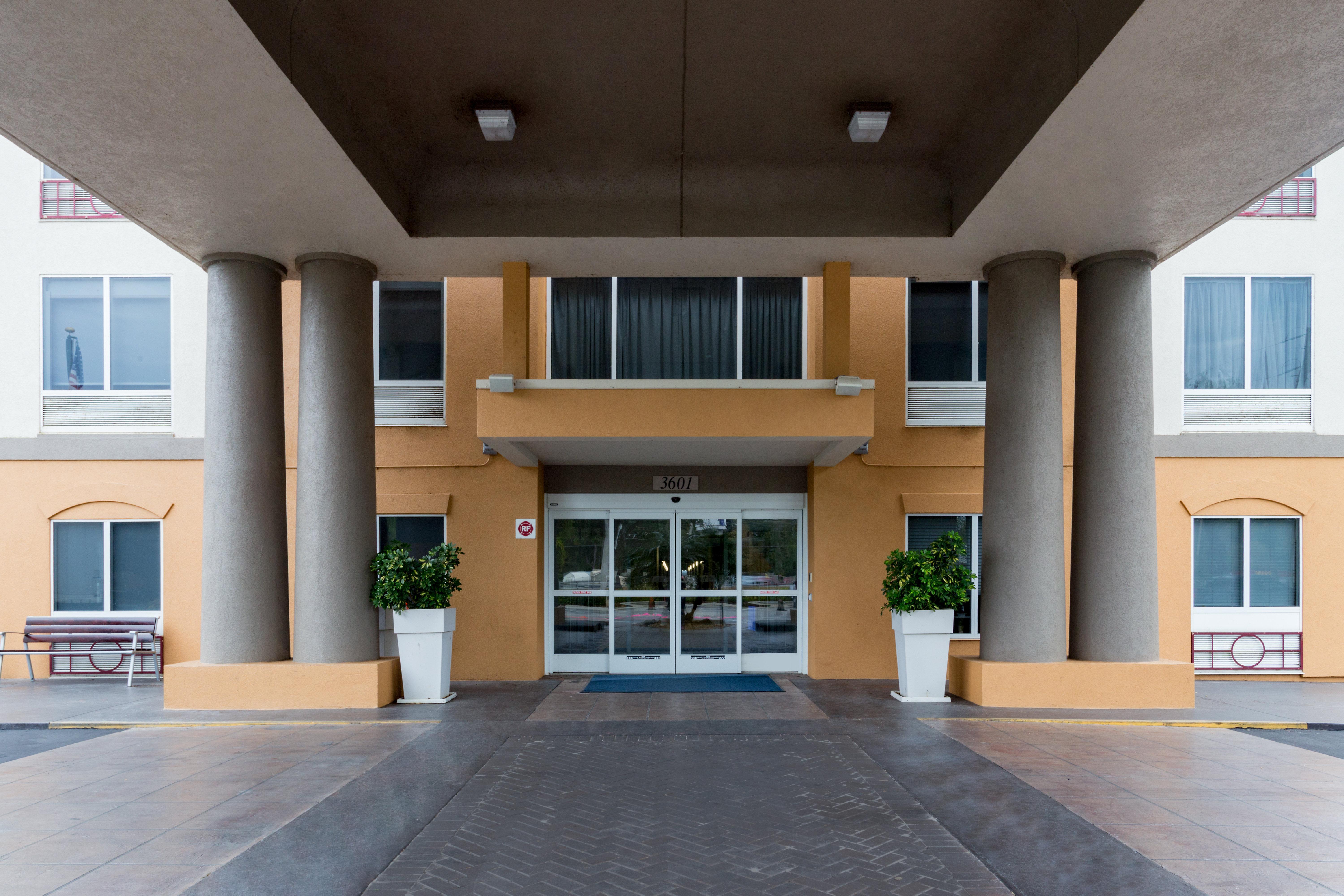 Holiday Inn Express & Suites Tavares By Ihg Extérieur photo