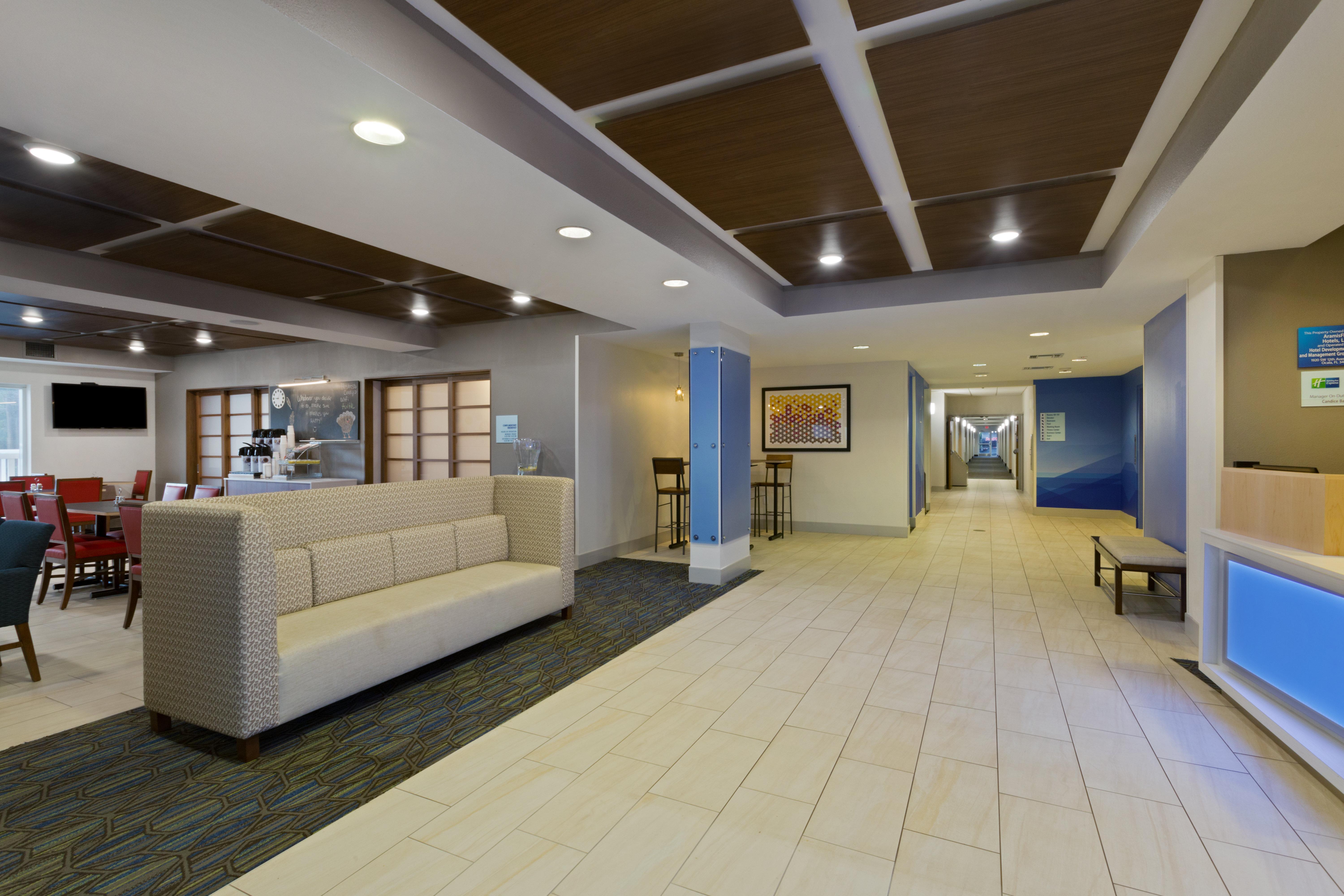 Holiday Inn Express & Suites Tavares By Ihg Extérieur photo