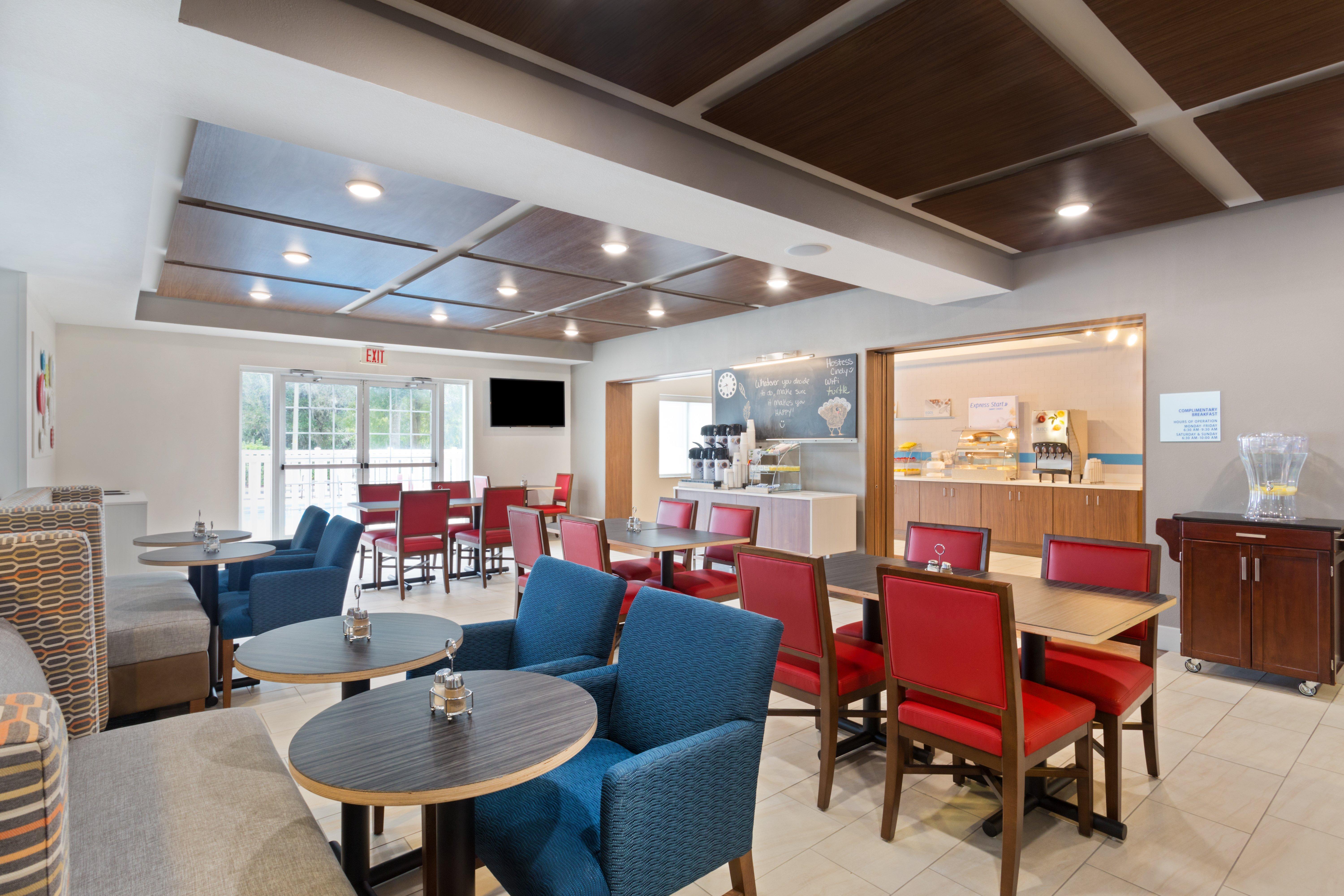 Holiday Inn Express & Suites Tavares By Ihg Extérieur photo