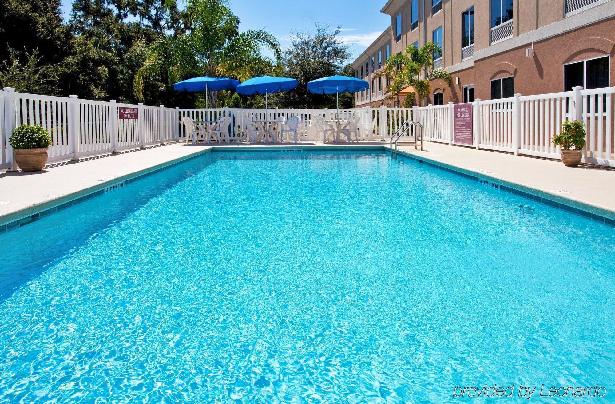 Holiday Inn Express & Suites Tavares By Ihg Extérieur photo