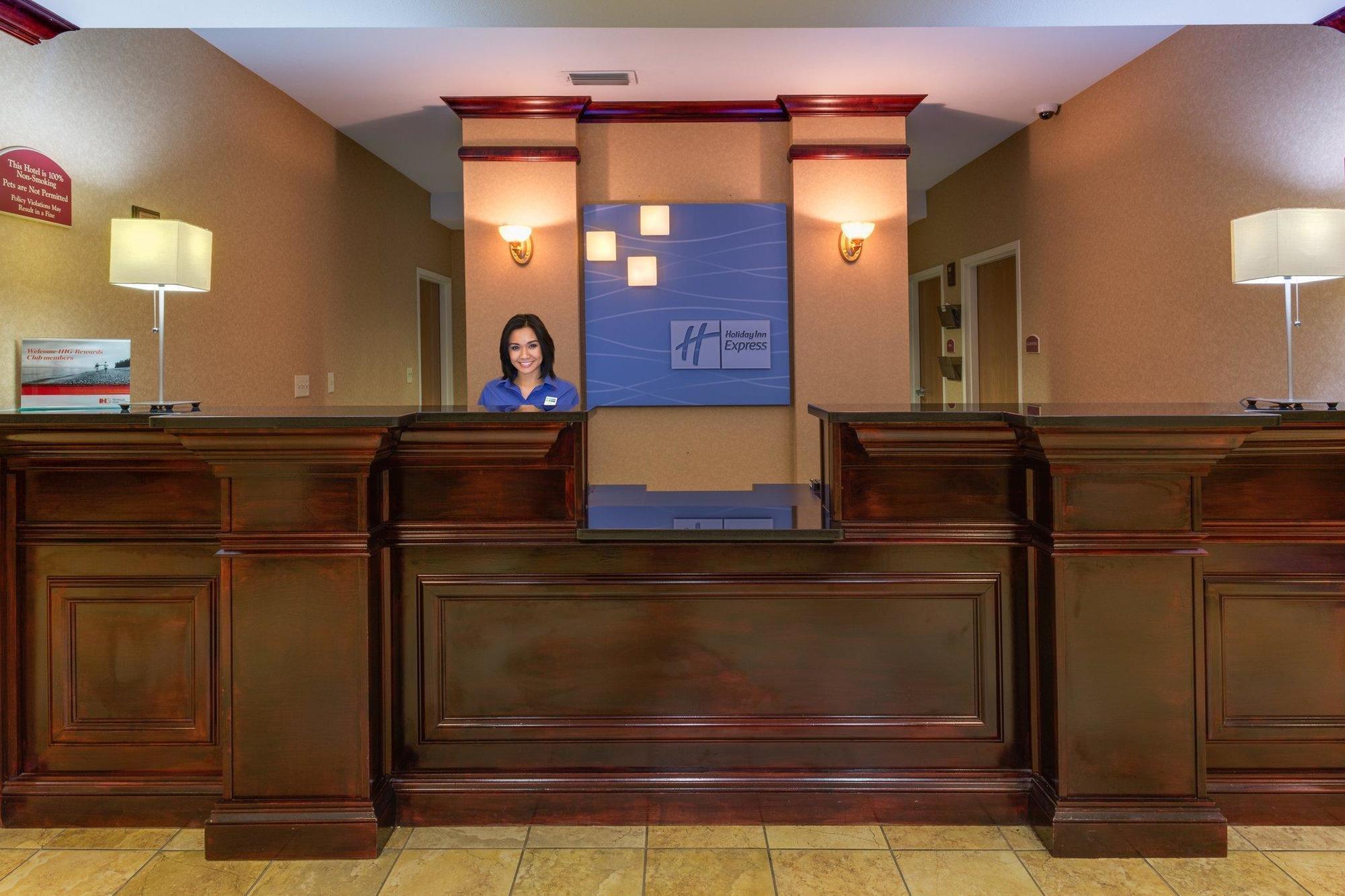Holiday Inn Express & Suites Tavares By Ihg Extérieur photo
