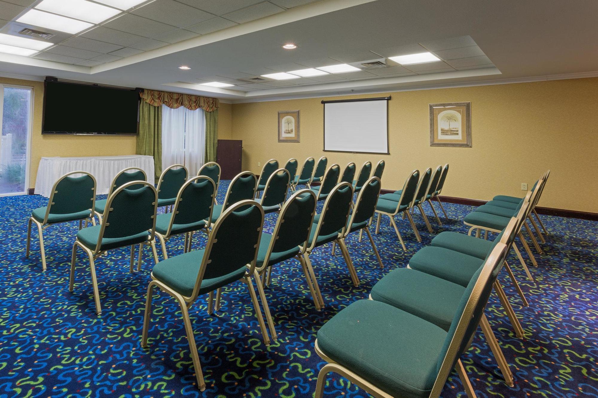 Holiday Inn Express & Suites Tavares By Ihg Extérieur photo