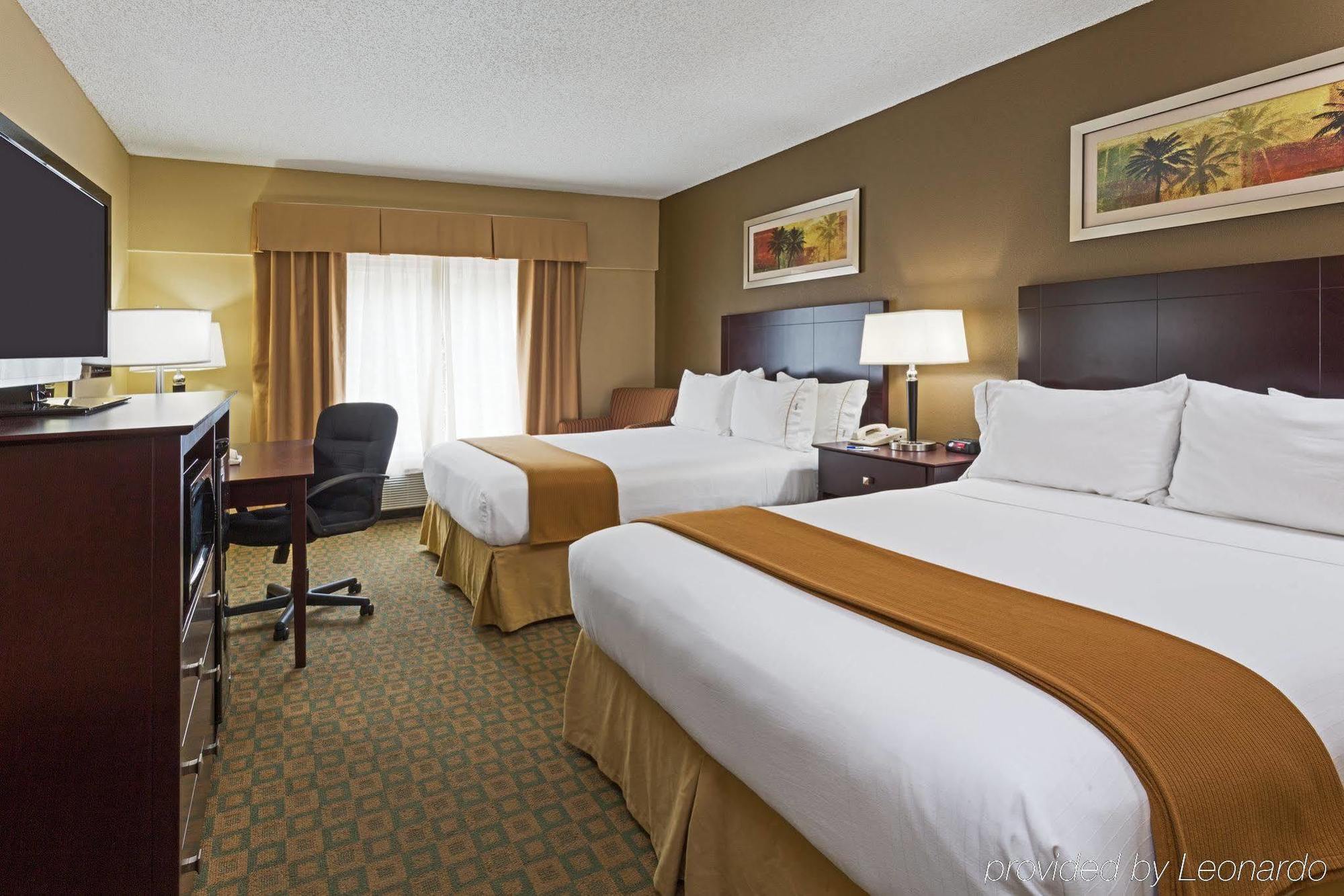 Holiday Inn Express & Suites Tavares By Ihg Extérieur photo