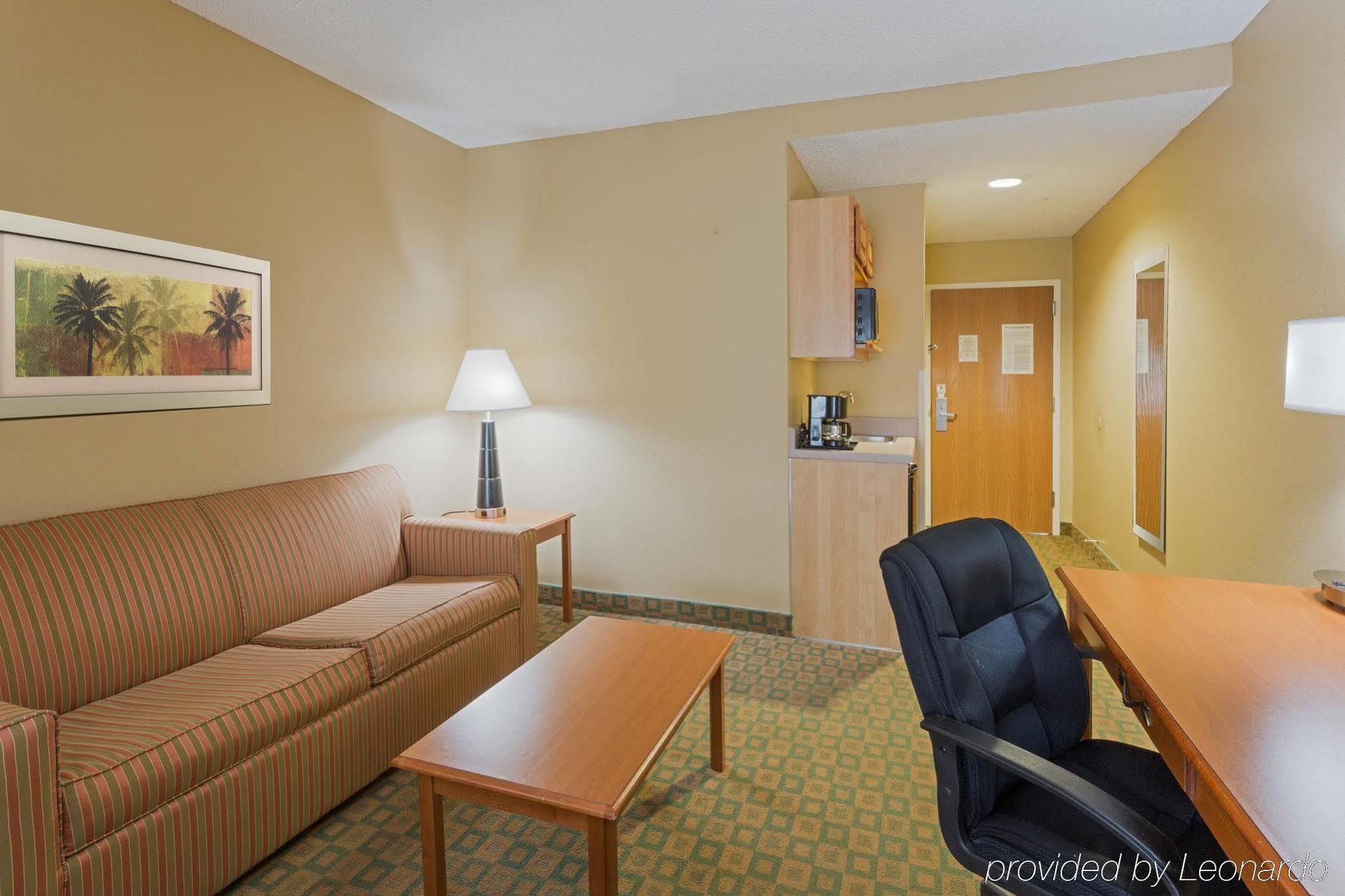 Holiday Inn Express & Suites Tavares By Ihg Extérieur photo